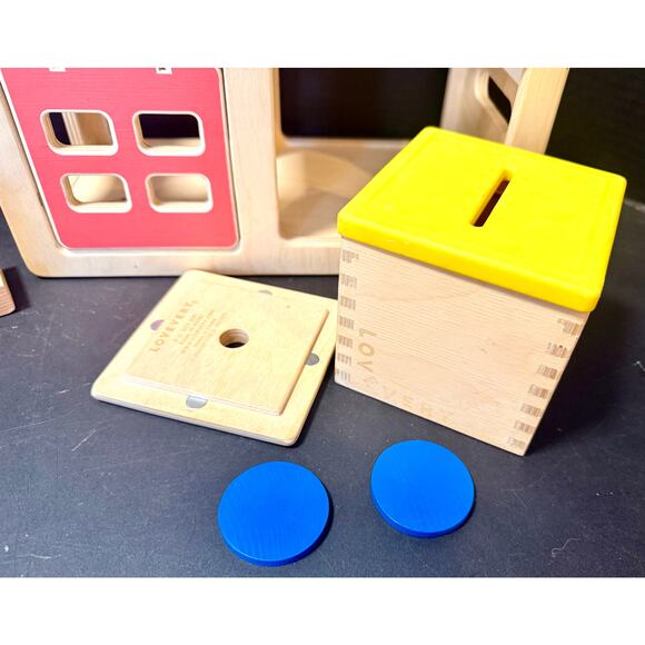 Lovevery Montessori Modular Play House garage, stairs & emotion dolls Observer - Picture 4 of 8